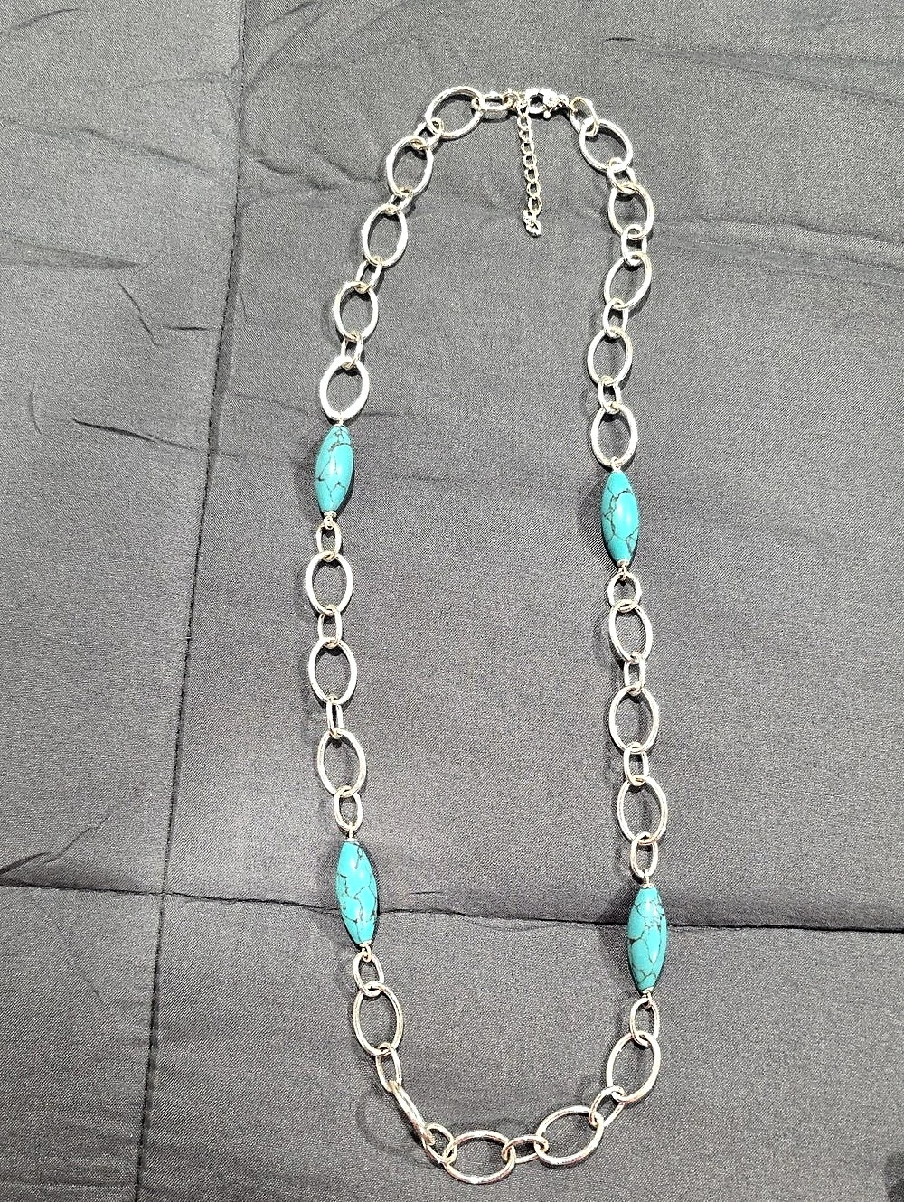 Turquoise Stone Oval Link Necklace
